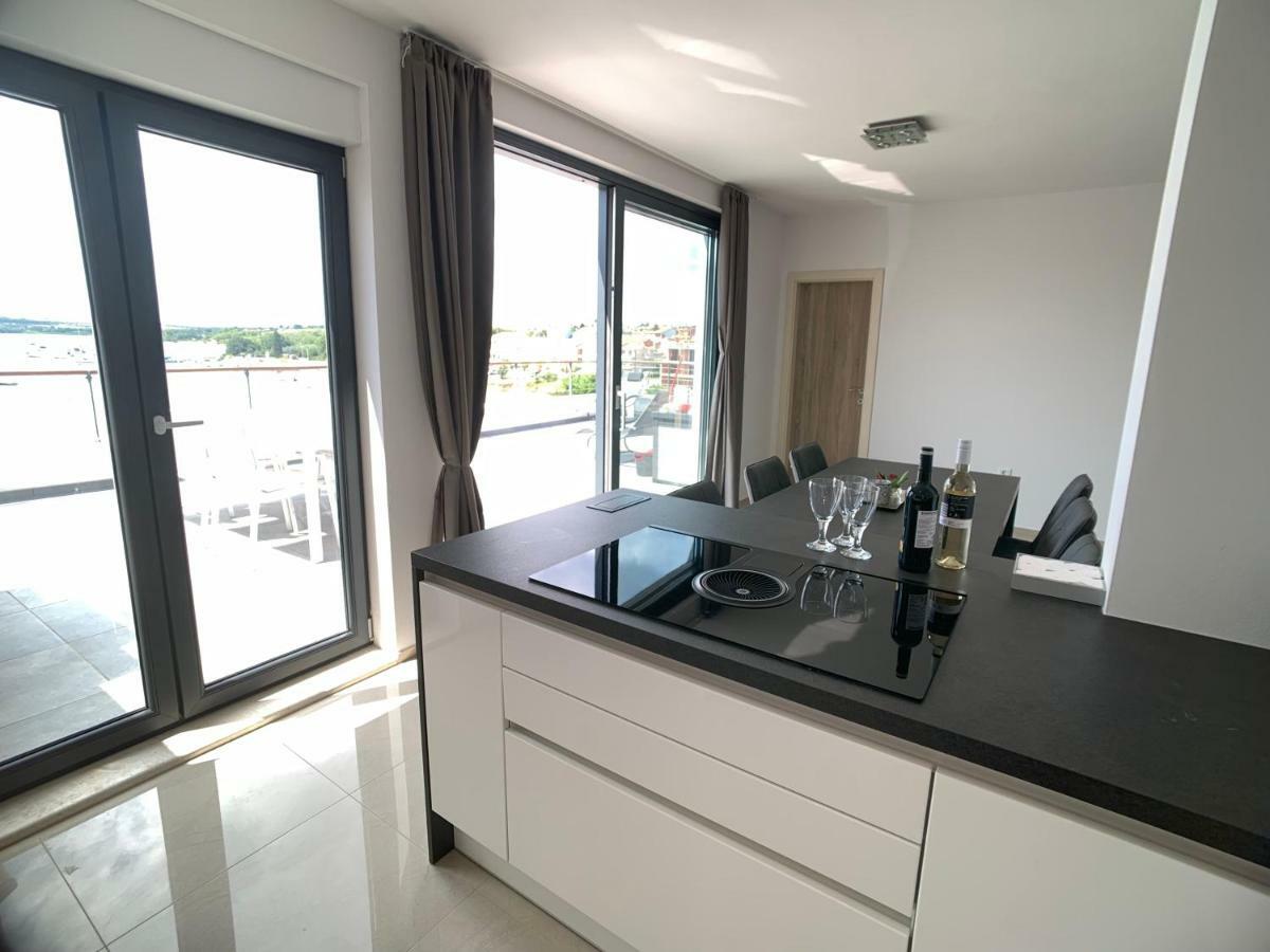 Appartement Seaview à Medulin Extérieur photo